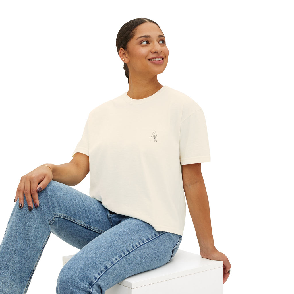 Minimalist Surf Girl Boxy Tee — Cropped Casual Tee with Beach Line Art